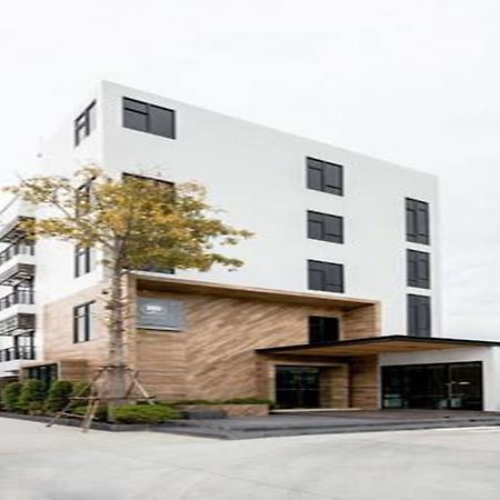 Narita Amata Hotel Chonburi Exterior photo