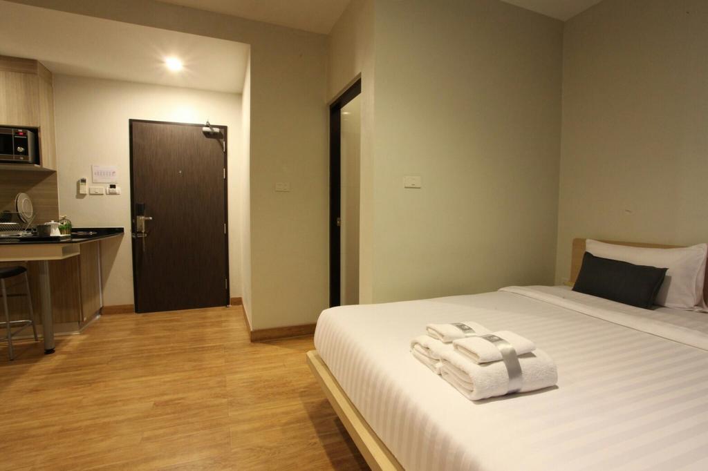 Narita Amata Hotel Chonburi Exterior photo